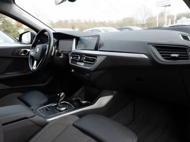 BMW 118 118d Advantage pakket Sedan