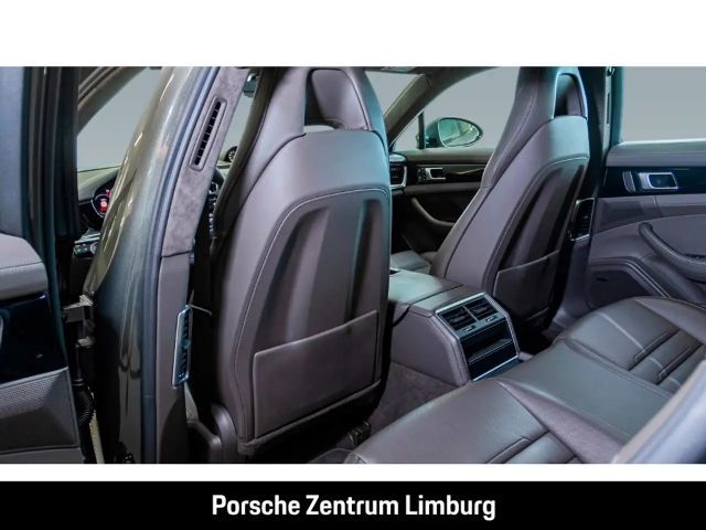 Porsche Panamera GTS Sport Turismo