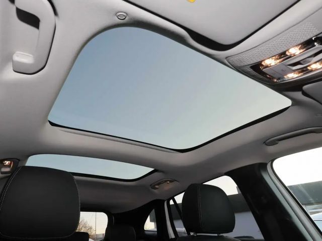 Mercedes-Benz GLA 250 GLA 250 e