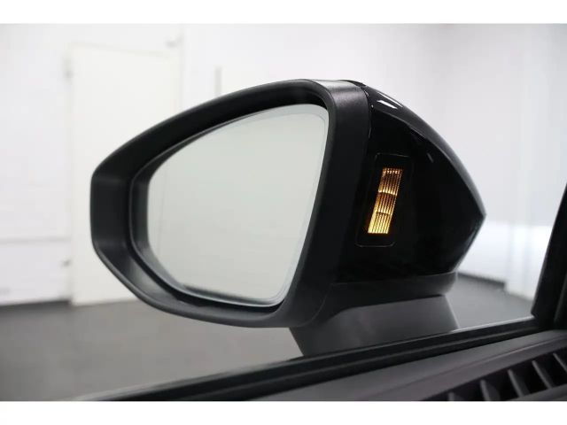 Audi A3 35 TFSI S-Line S-Tronic Sedan