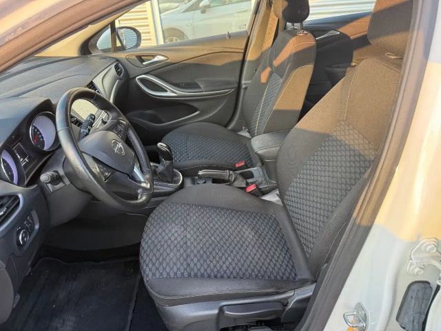 Opel Astra Edition Sports Tourer