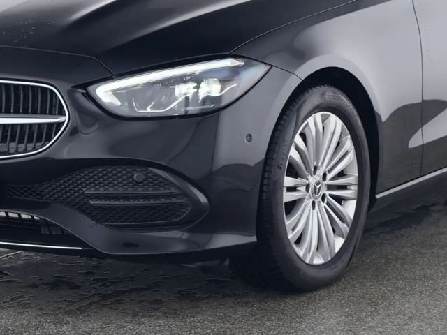 Mercedes-Benz C 200 AVANTGARDE Sedan