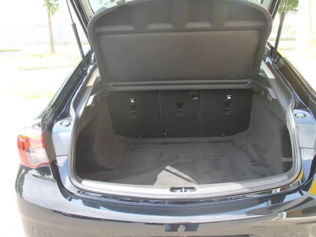 Opel Insignia 2.0 CDTI Elegance Grand Sport