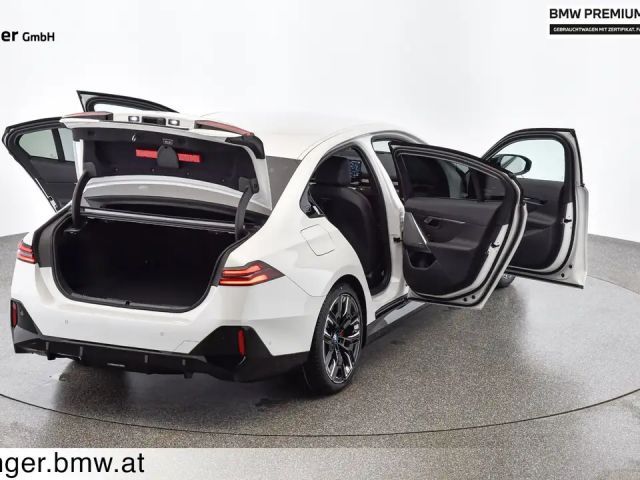BMW i5 M60 Sedan xDrive