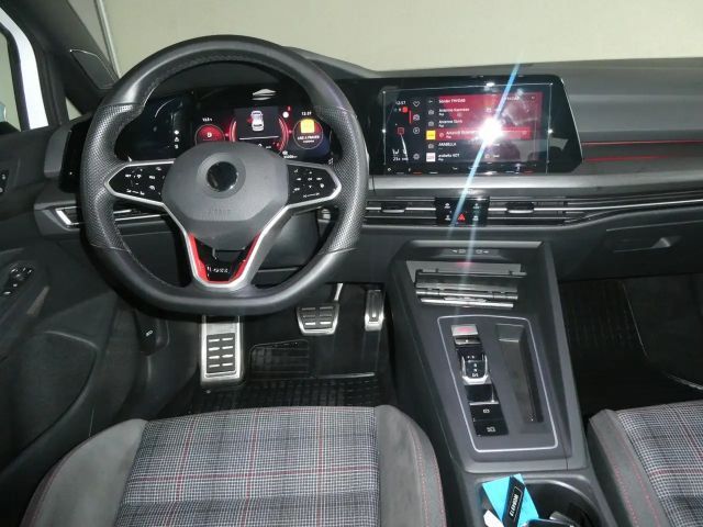 Volkswagen Golf DSG GTI