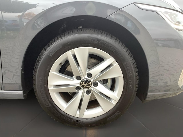 Volkswagen Golf 1.5 eTSI DSG Golf VIII Life