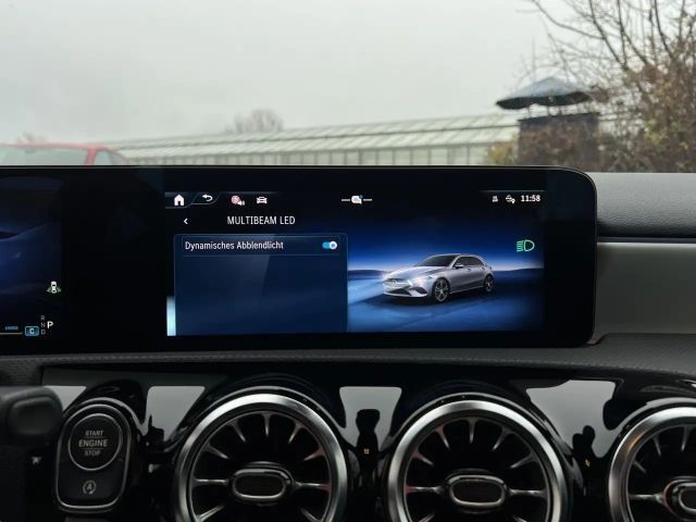 Mercedes-Benz A 180 Hatchback Progressive