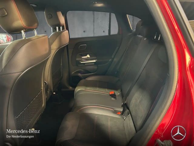 Mercedes-Benz GLA 250 4MATIC AMG Line