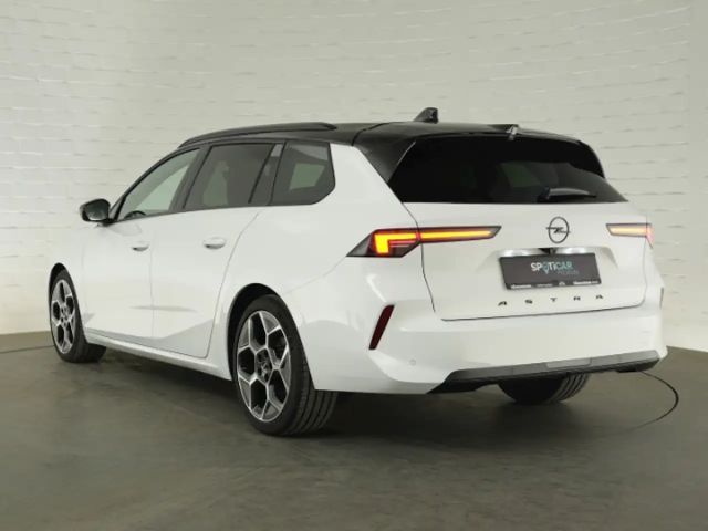 Opel Astra Sports Tourer Ultimate