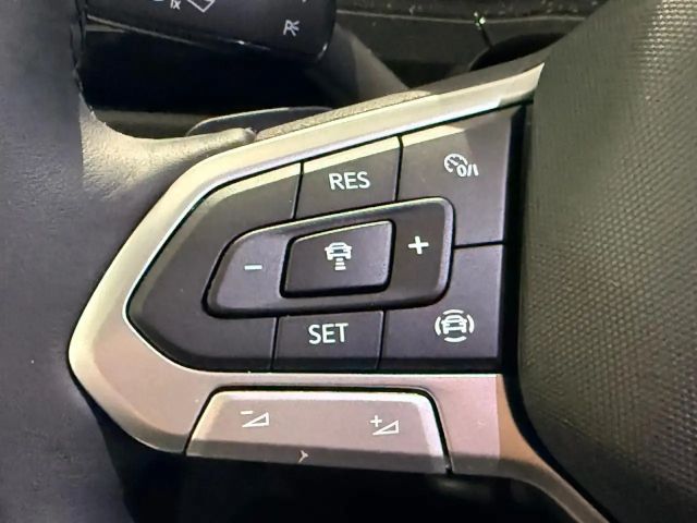 Volkswagen Touran BMT DSG Highline