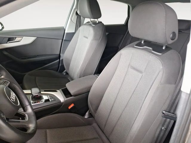 Audi A4 40 TDI Quattro Sedan