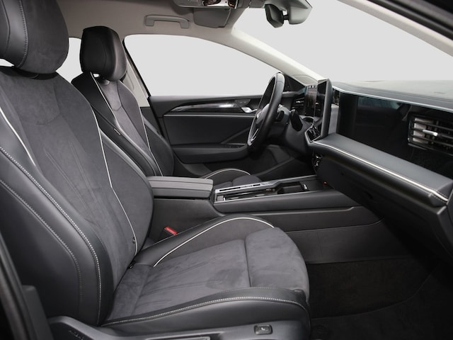 Volkswagen Passat 1.5 eTSI Business DSG Variant