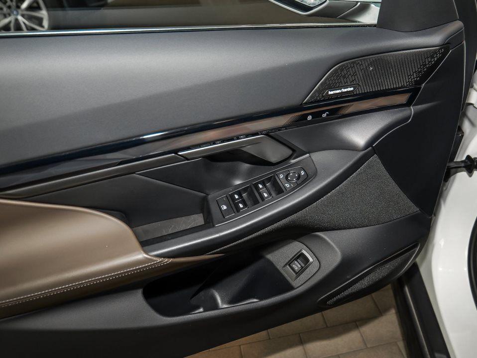 BMW i5 Sedan eDrive40