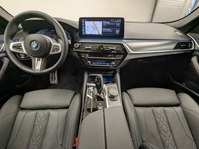 BMW 530 530e M-Sport Touring