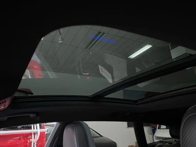 Volkswagen Arteon R-Line