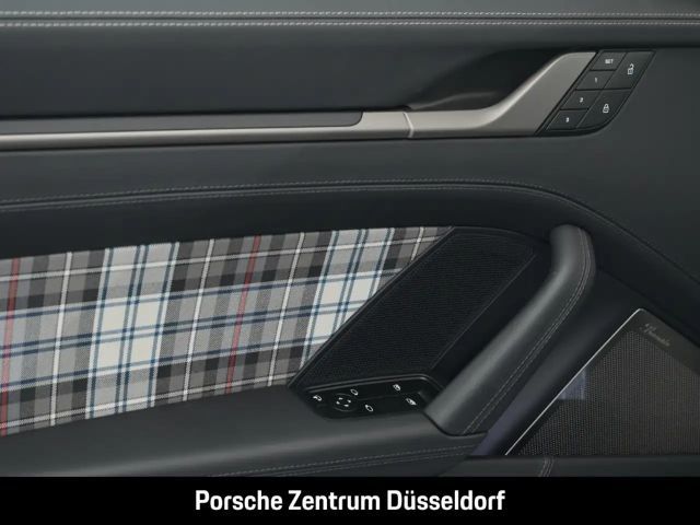 Porsche 992 Coupé Turbo