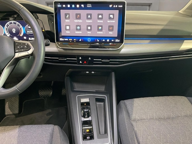 Volkswagen Golf 1.5 eTSI Golf VIII