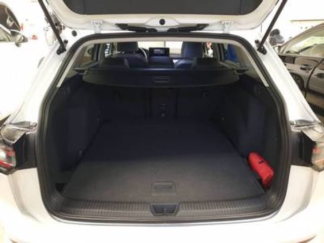 Volkswagen Golf 2.0 TDI DSG Variant