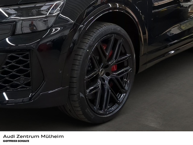 Audi RS Q8 Performance Quattro