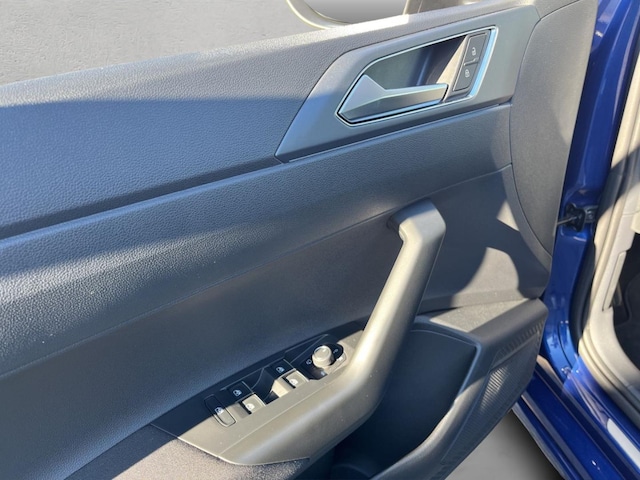 Volkswagen Taigo 1.0 TSI DSG R-Line