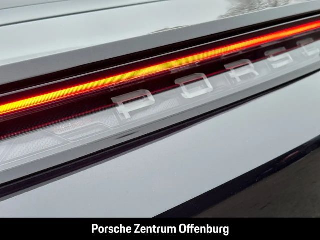 Porsche Taycan 4S