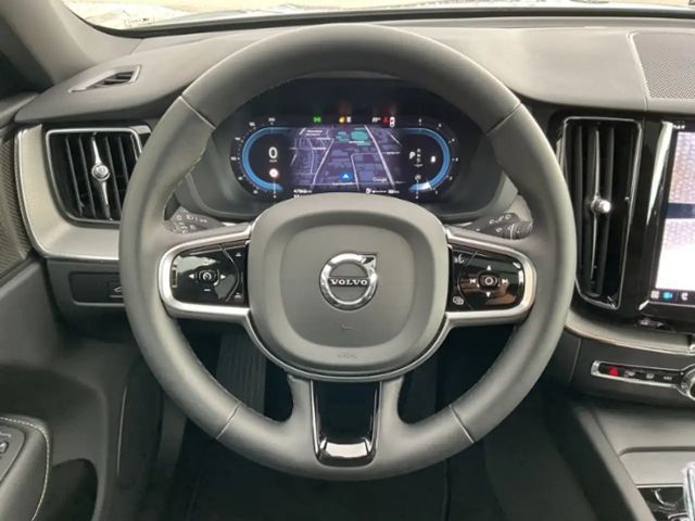 Volvo XC60 Dark Plus