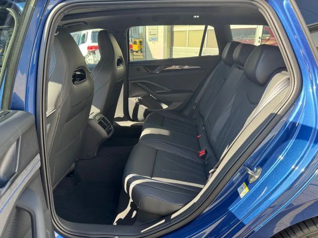 Volkswagen Passat 2.0 TSI DSG R-Line