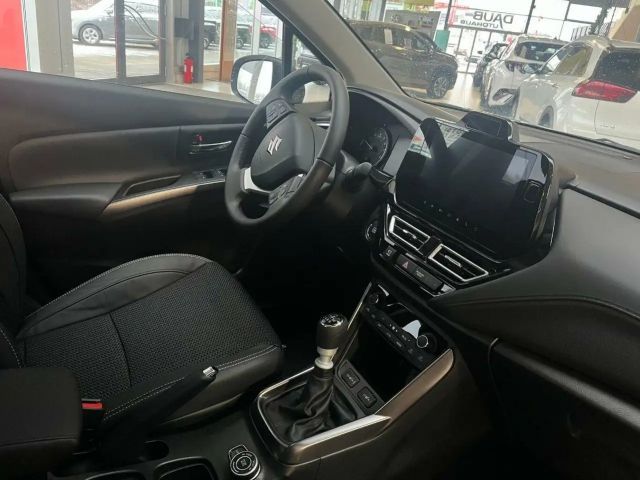 Suzuki S-Cross Hybrid