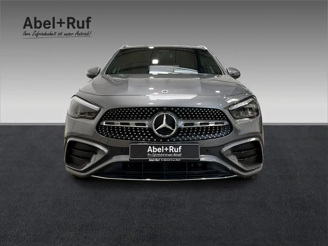 Mercedes-Benz GLA 200 AMG Line