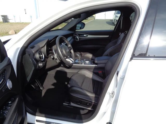 Alfa Romeo Stelvio Q4 Veloce