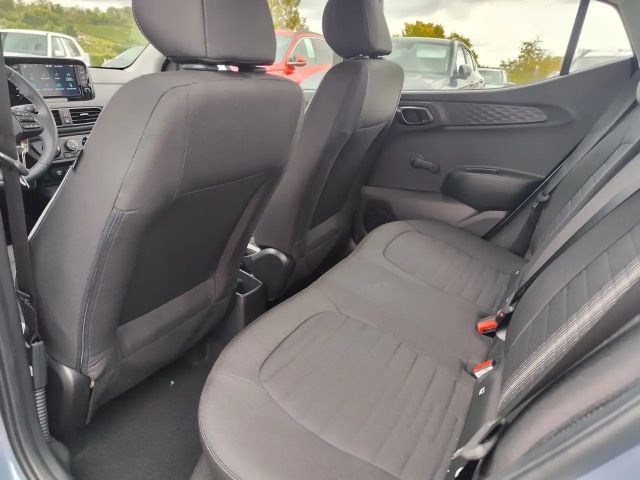 Hyundai i10 1.0 2WD Trend