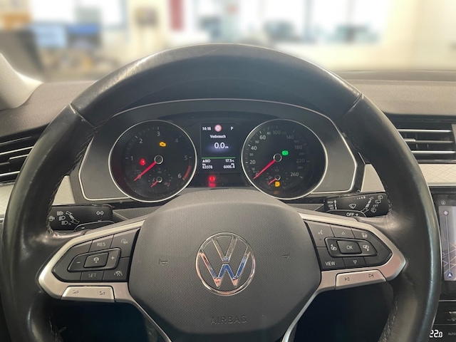 Volkswagen Passat Business IQ.Drive Variant