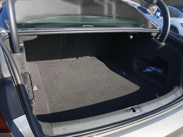 Audi A4 40 TFSI S-Tronic Sedan