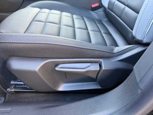 Citroën C4 Hybrid Max