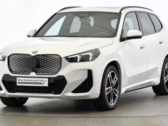 BMW iX1 xDrive30