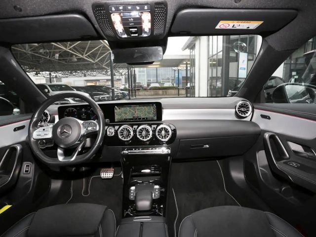 Mercedes-Benz CLA 180 AMG Line Shooting Brake