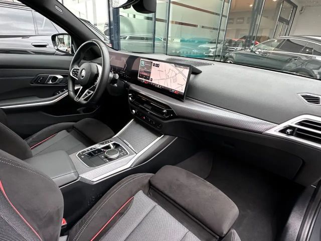 BMW 330 330d M-Sport Touring xDrive