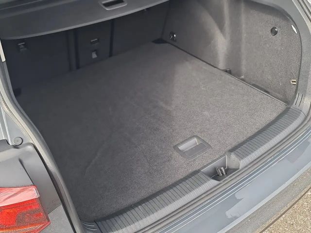 Volkswagen Golf Business Variant