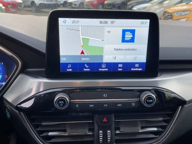 Ford Kuga Plug in Hybrid Titanium