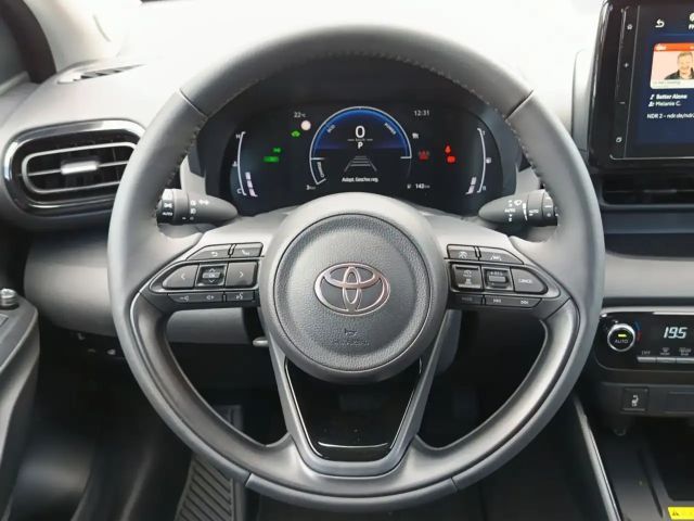 Toyota Yaris Hatchback Hybride VVT-i