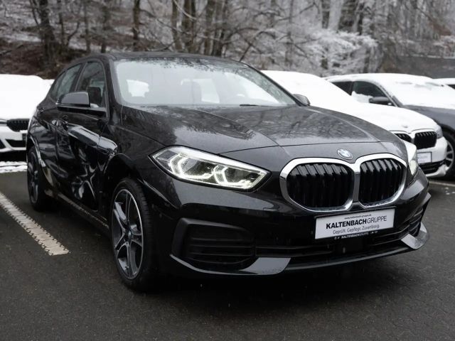 BMW 118 118i Advantage pakket Sedan