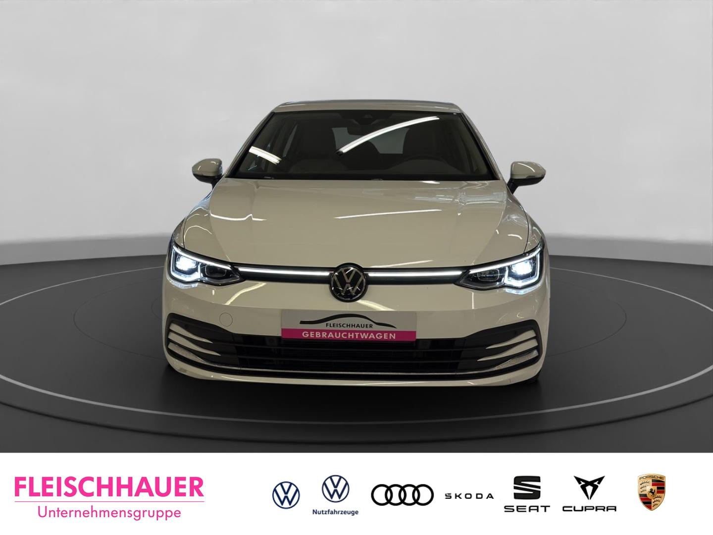 Volkswagen Golf 1.5 eTSI Golf VIII Style