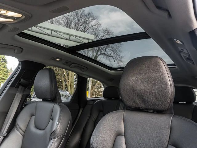 Volvo XC60 Bright Plus