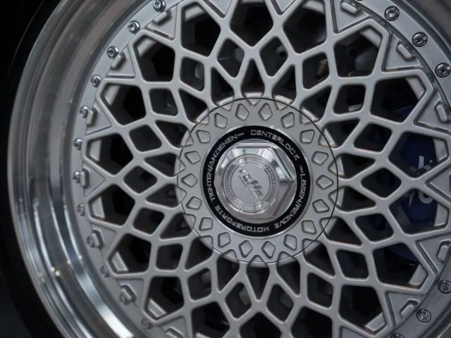 Volkswagen Golf R 4M *JP Performance *AKRA *Pano *KW *19