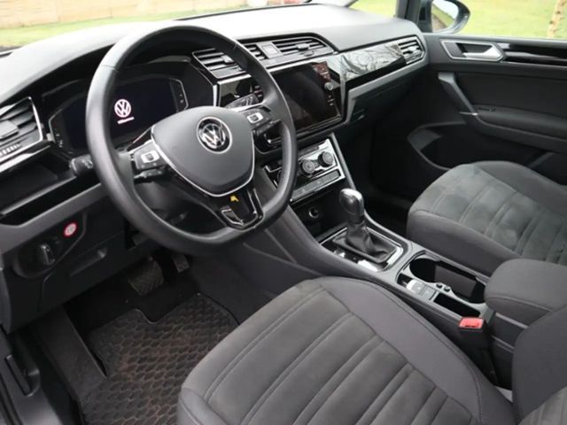 Volkswagen Touran 1.5 TSI DSG Highline