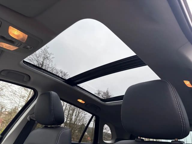 Suzuki S-Cross AllGrip Hybrid