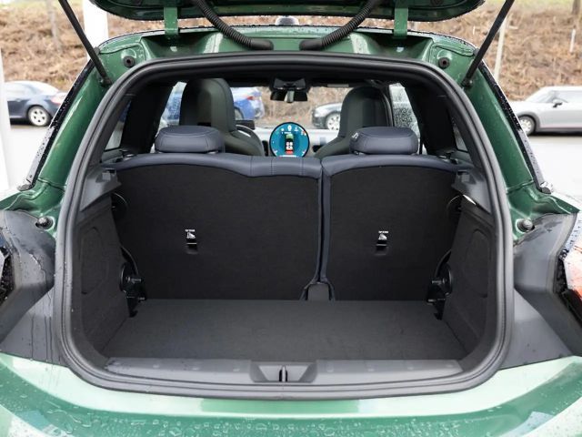 MINI Cooper Favoured Trim PANO NAVI HUD LED 360°