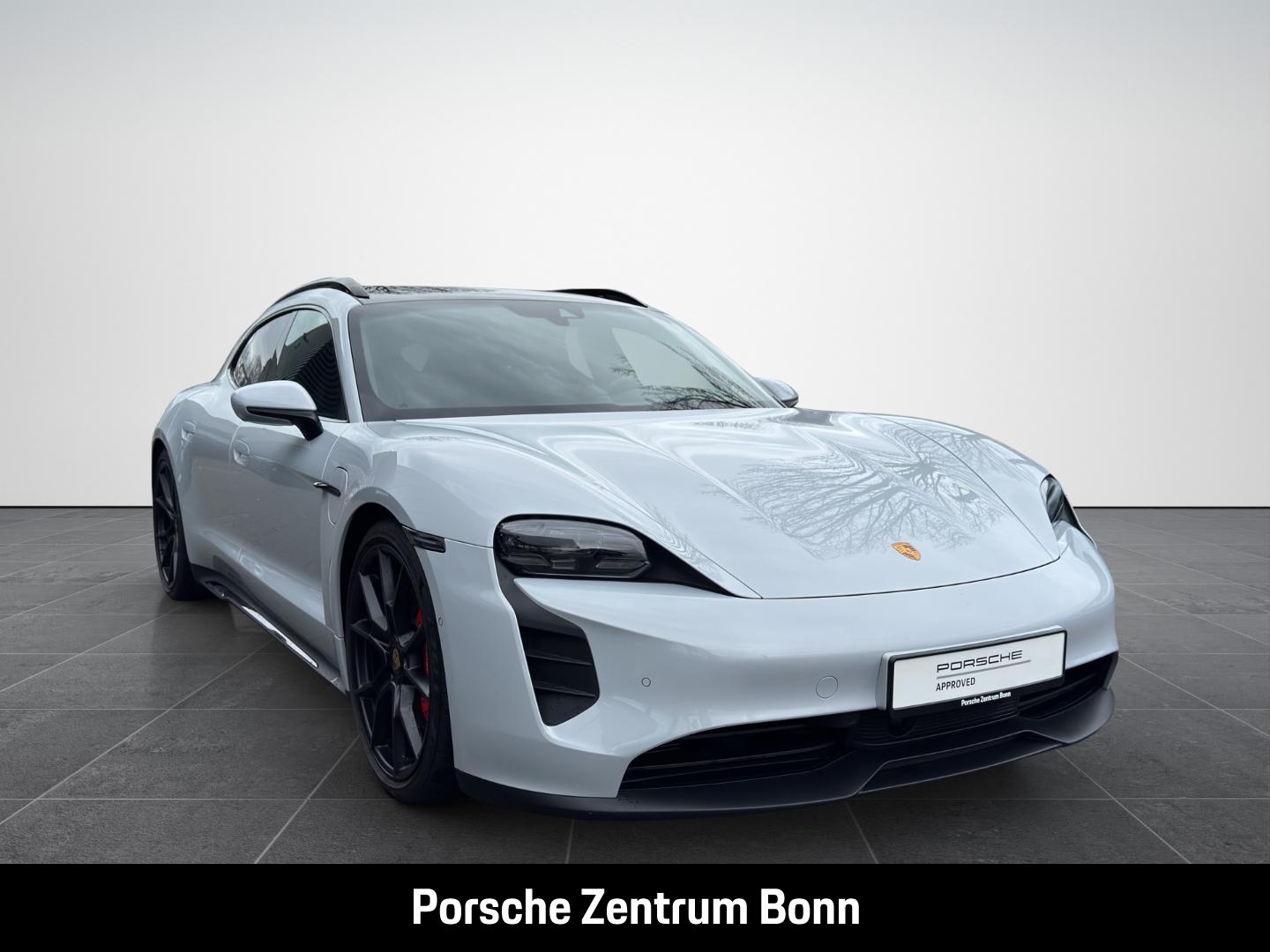 Porsche Taycan GTS Sport Turismo