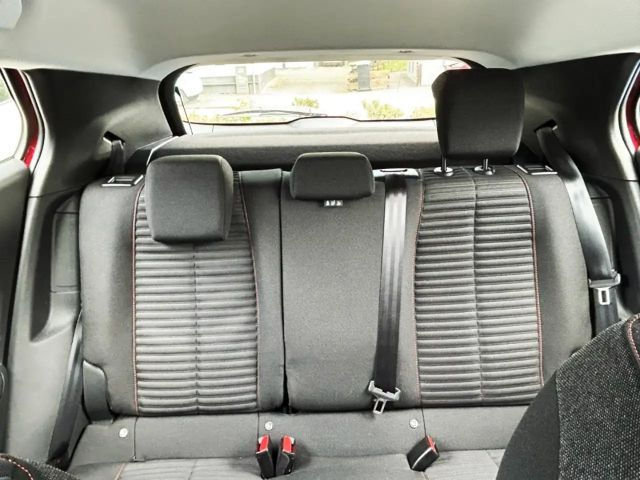 Peugeot E-2008 Active Pack