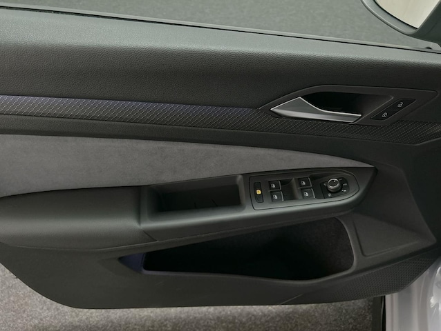 Volkswagen Golf 1.5 eTSI